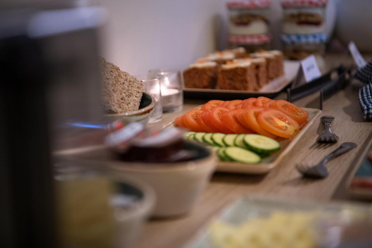 Milk Factory Bed & Breakfast Höfn Екстериор снимка